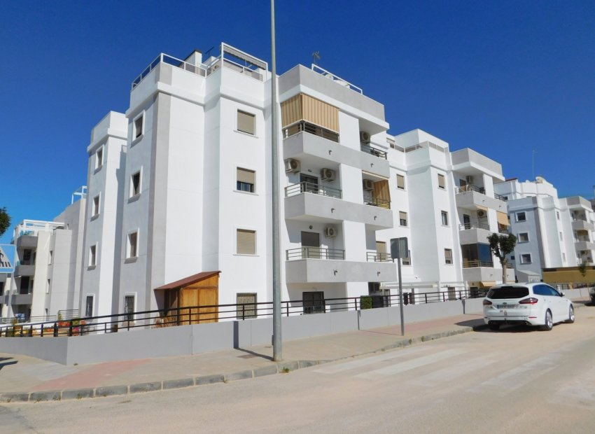 Resale - Apartment -
San Miguel de Salinas - San Miguel Salinas