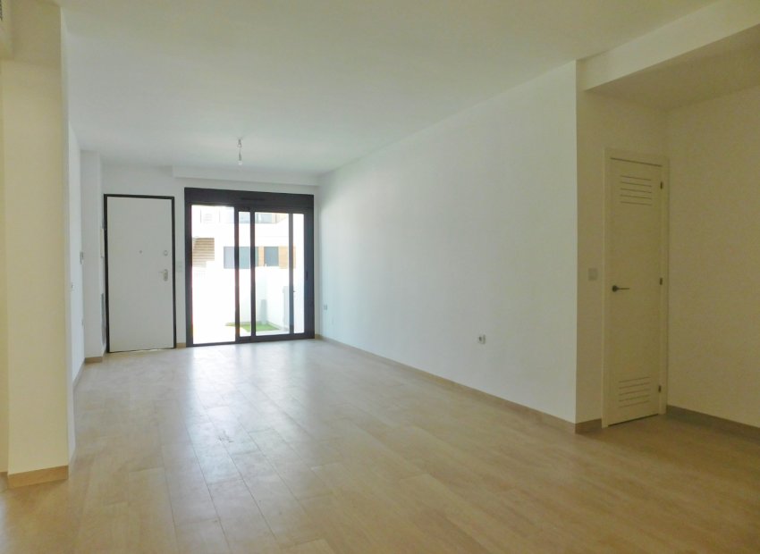 Resale - Apartment -
San Miguel de Salinas - San Miguel Salinas