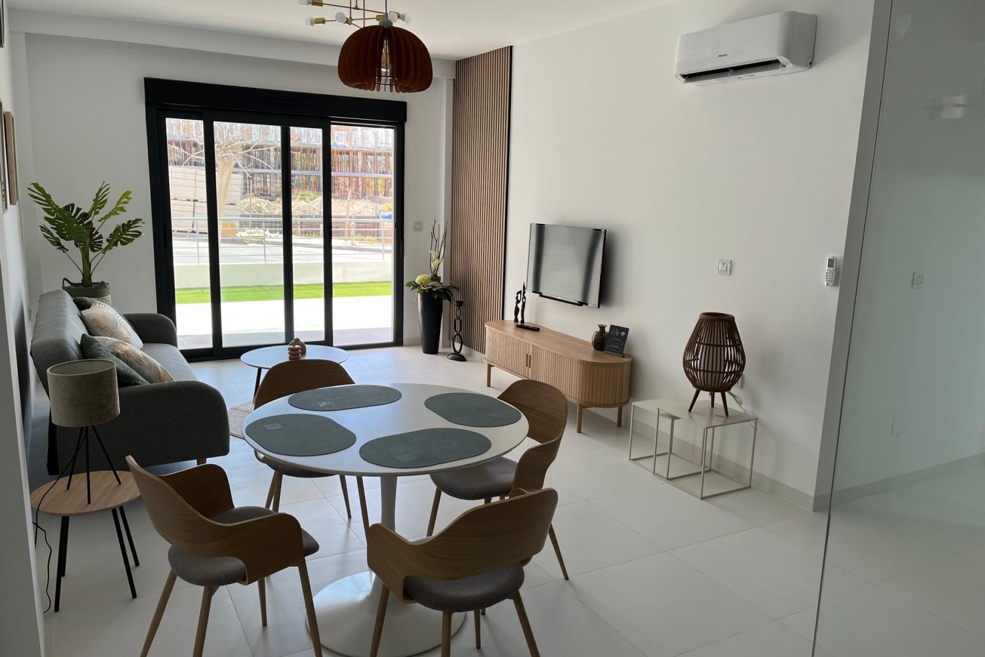 Resale - Apartment -
San Miguel de Salinas