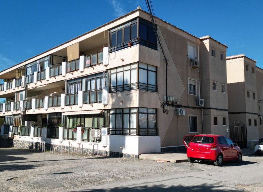 Resale - Apartment -
Torrevieja - El Chaparral