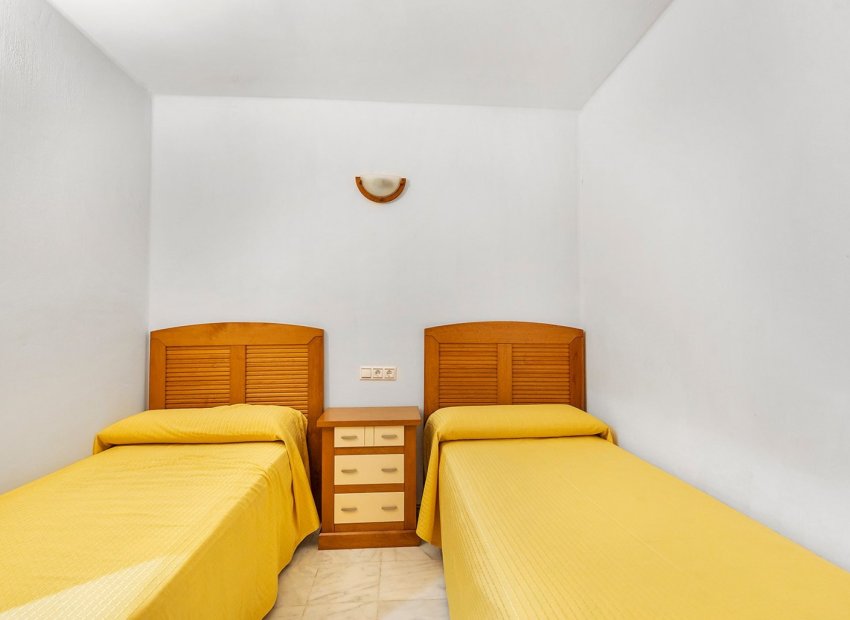 Resale - Apartment -
Torrevieja - Playa de los locos