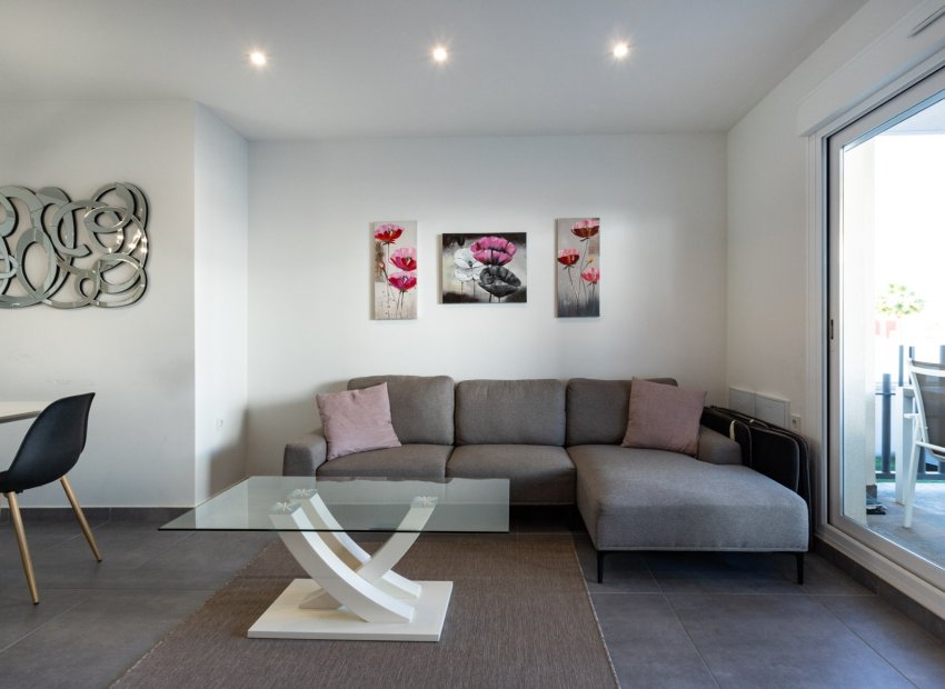 Resale - Bungalow - Ground floor -
Torrevieja - Aguas Nuevas