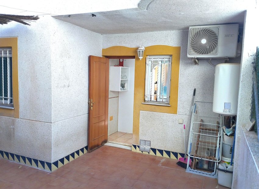 Resale - Bungalow -
Guardamar del Segura - El Eden