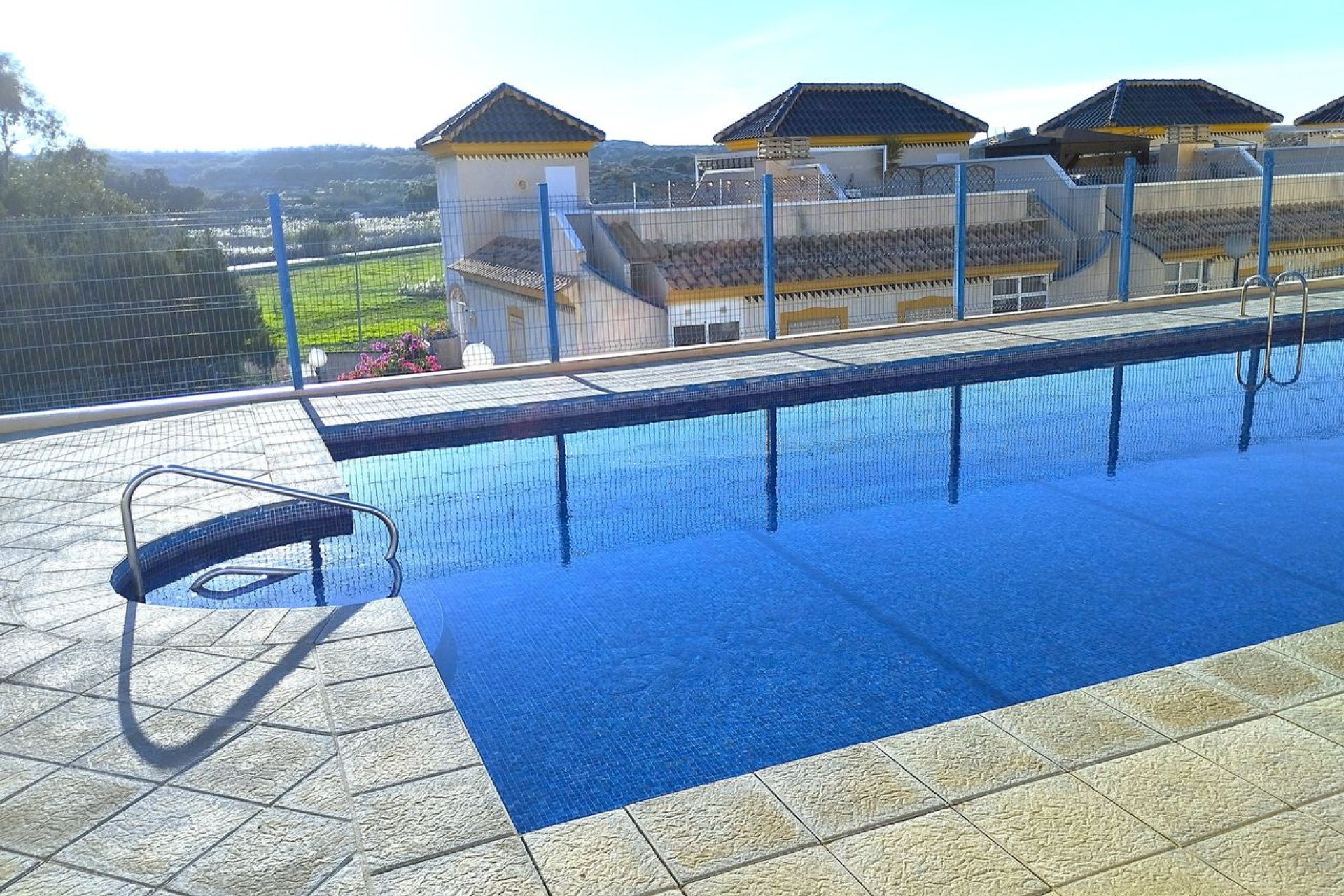 Resale - Bungalow -
Guardamar del Segura - El Eden