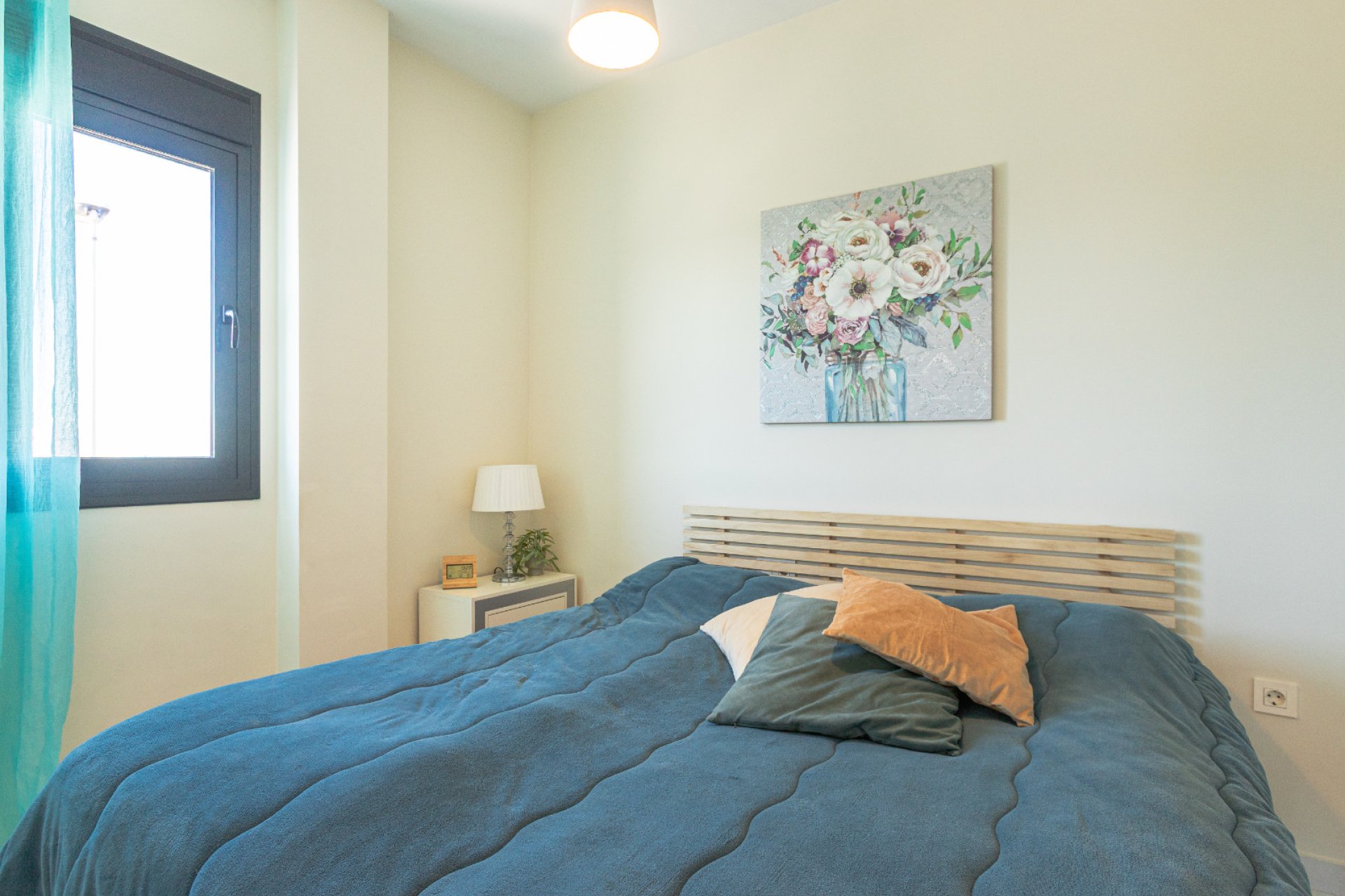 Resale - Bungalow -
Los Altos