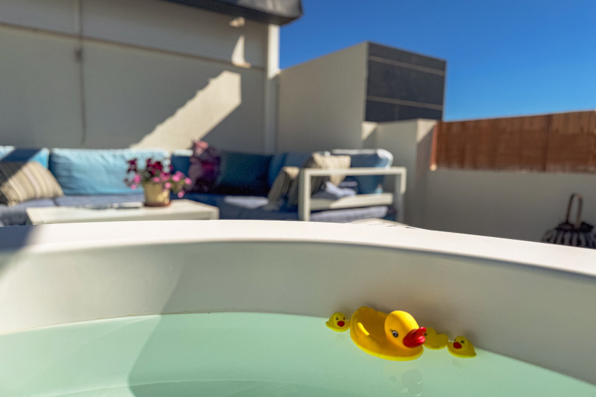 Resale - Bungalow -
Los Altos