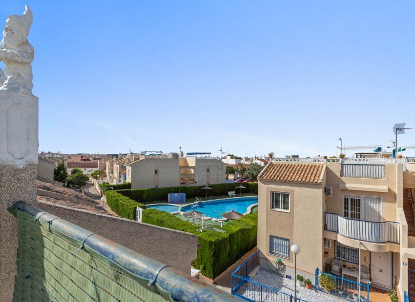 Resale - Bungalow -
Torrevieja - El Chaparral