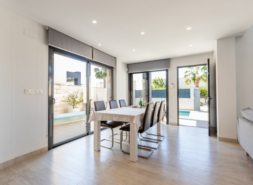 Resale - Chalet -
Ciudad Quesada - Rojales - Rojales