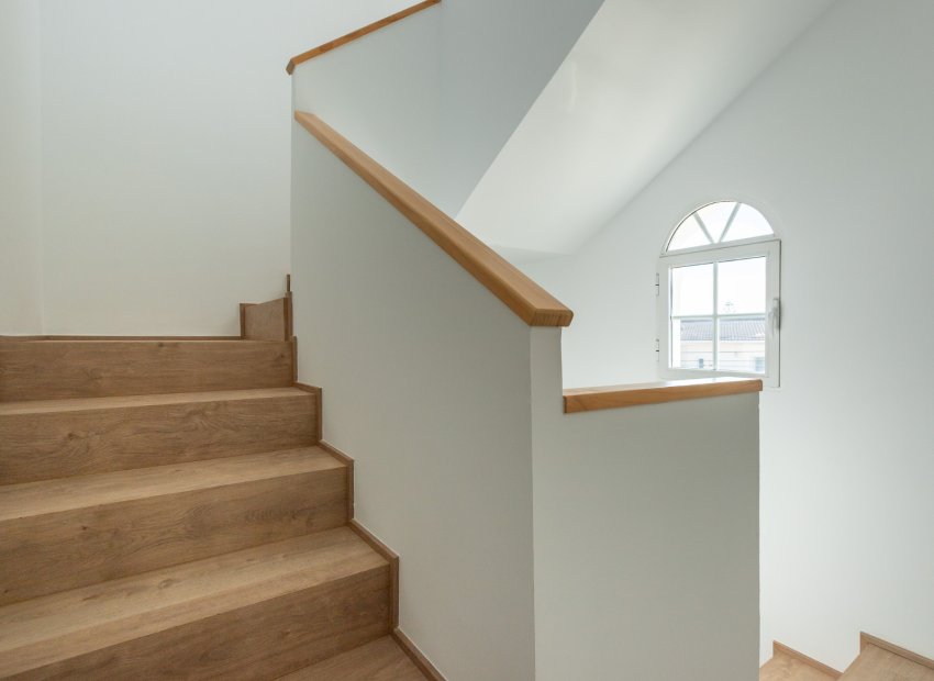 Resale - Chalet -
Torrevieja - Los Balcones