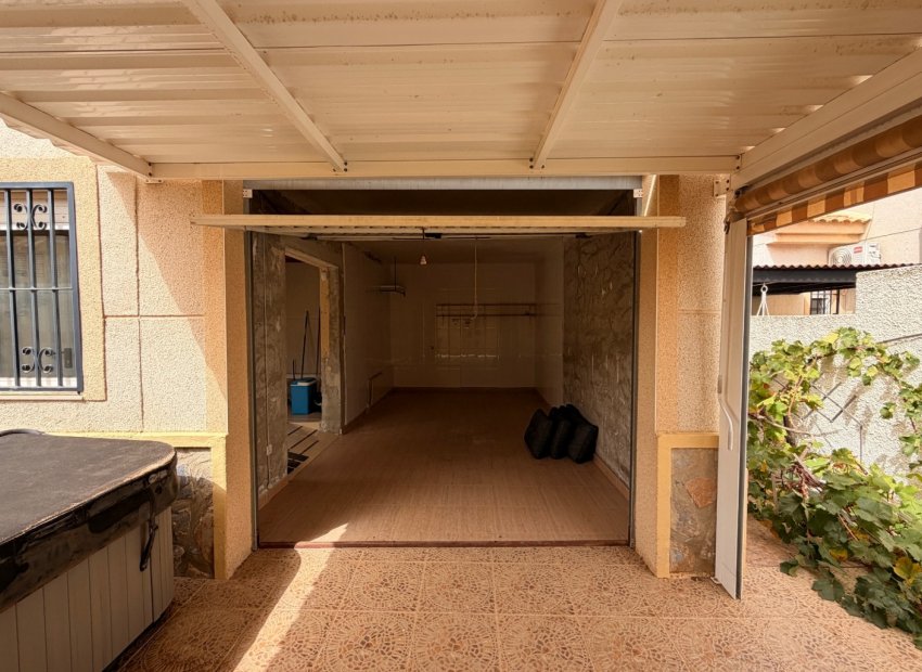 Resale - Detached House / Villa -
Benijofar - Benimar