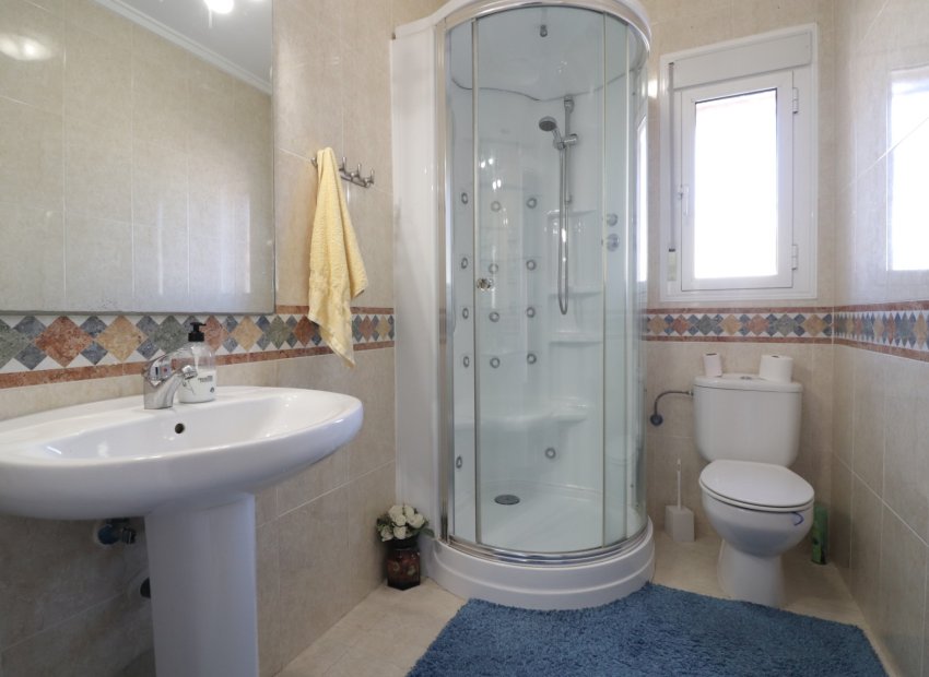 Resale - Detached House / Villa -
Benijofar - Monte Azul