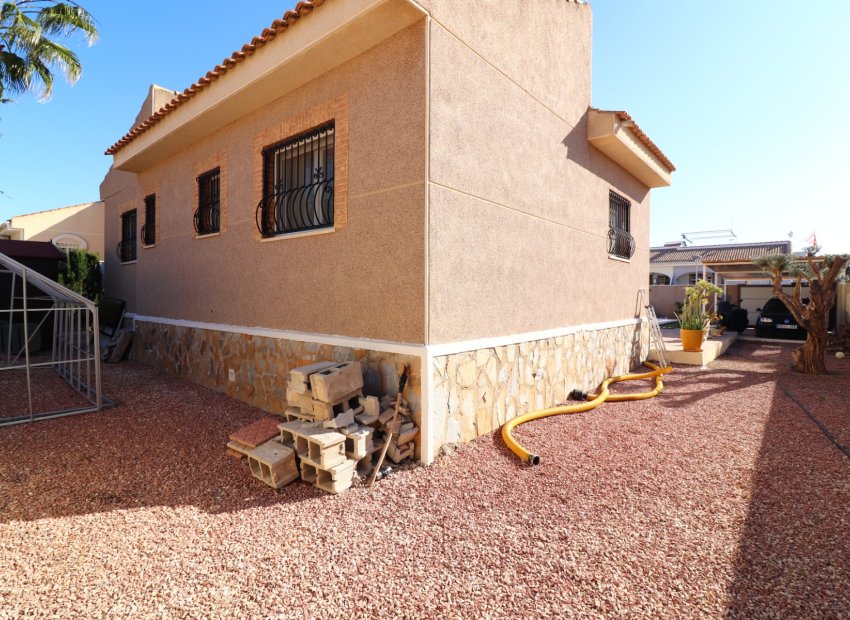 Resale - Detached House / Villa -
Benijofar - Monte Azul
