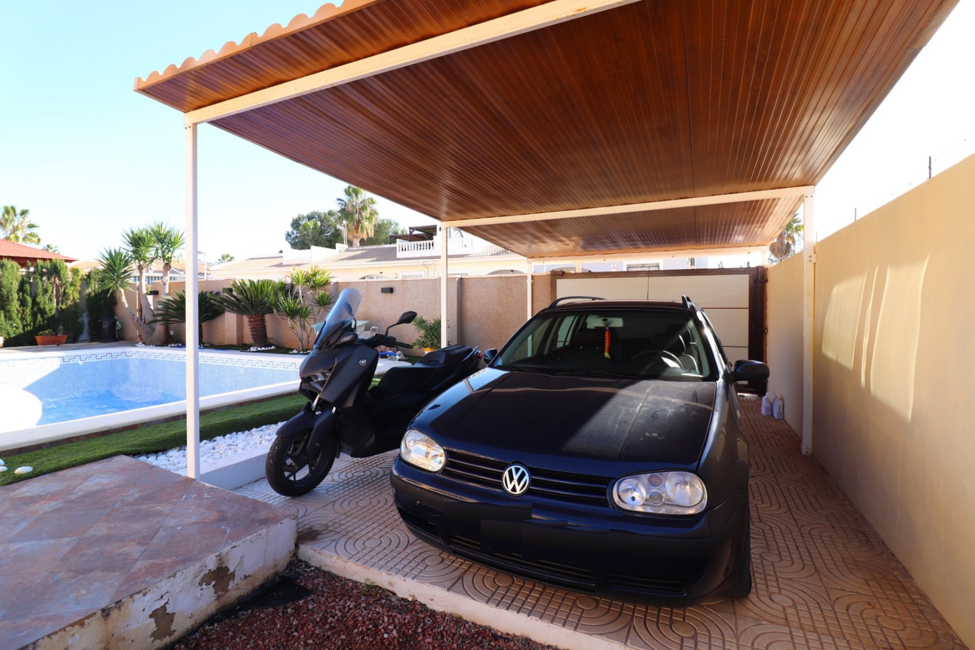 Resale - Detached House / Villa -
Benijofar - Monte Azul
