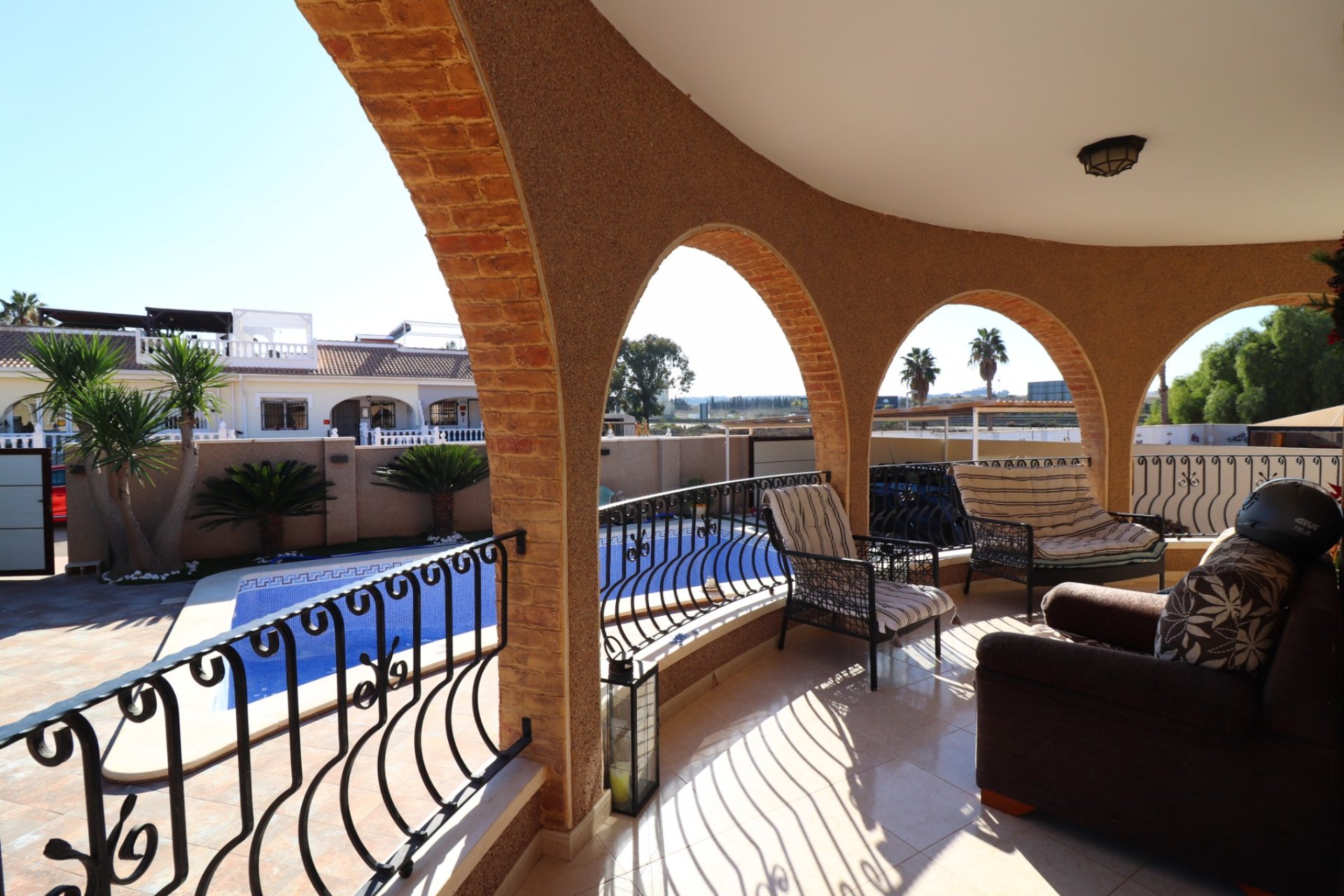 Resale - Detached House / Villa -
Benijofar - Monte Azul