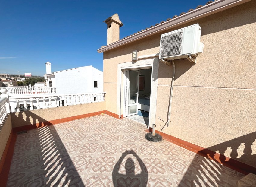 Resale - Detached House / Villa -
Benijofar - Monte Azul