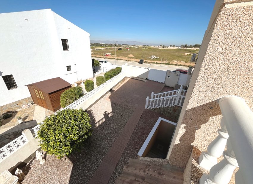 Resale - Detached House / Villa -
Benijofar - Monte Azul