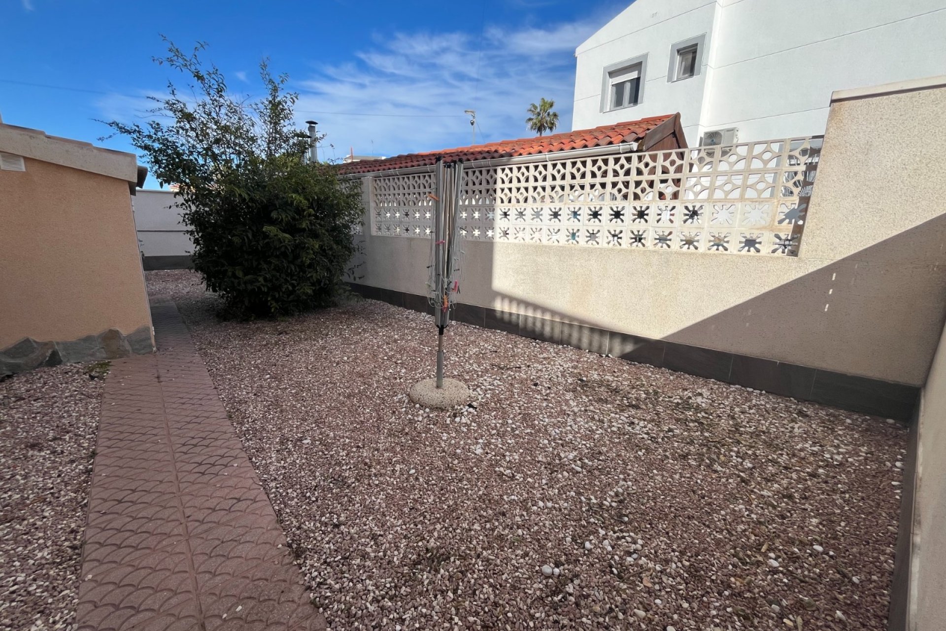 Resale - Detached House / Villa -
Benijofar - Monte Azul