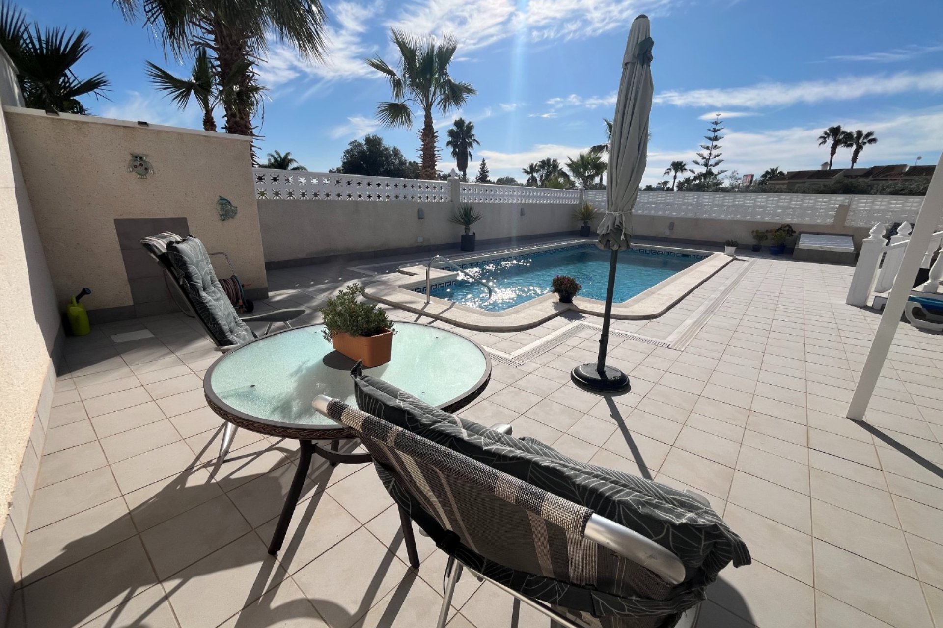 Resale - Detached House / Villa -
Benijofar - Monte Azul