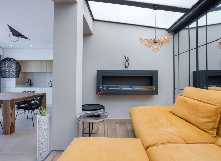 Resale - Detached House / Villa -
Benijofar