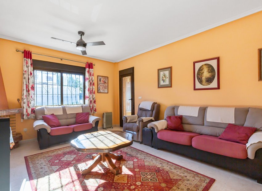 Resale - Detached House / Villa -
Bigastro