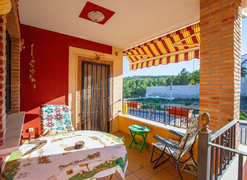 Resale - Detached House / Villa -
Bigastro