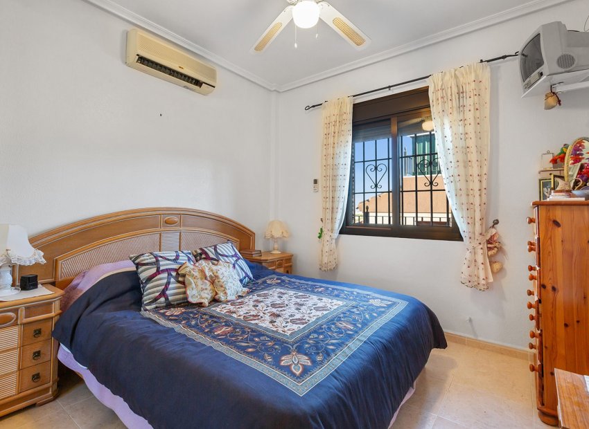 Resale - Detached House / Villa -
Bigastro