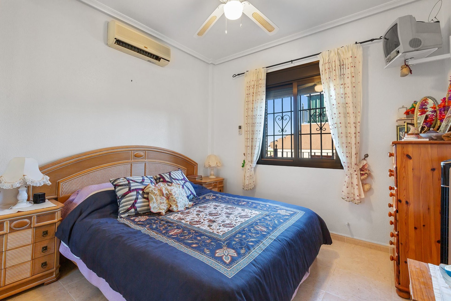 Resale - Detached House / Villa -
Bigastro