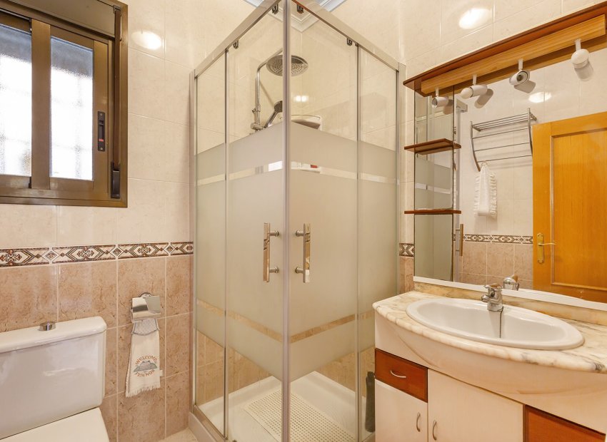 Resale - Detached House / Villa -
Bigastro