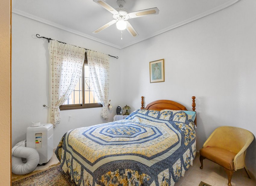 Resale - Detached House / Villa -
Bigastro