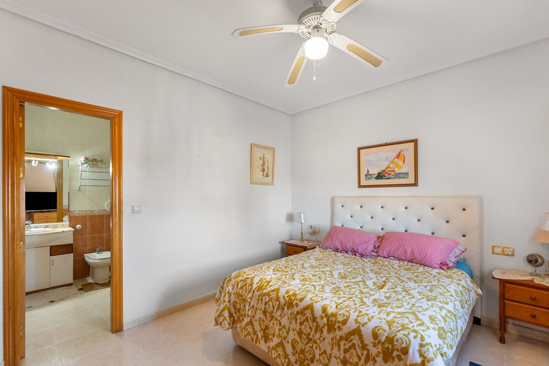 Resale - Detached House / Villa -
Bigastro