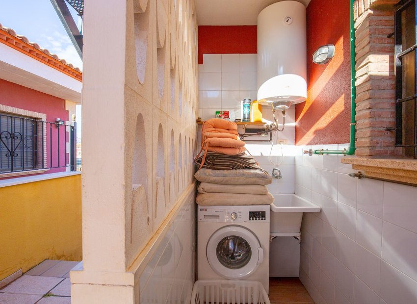 Resale - Detached House / Villa -
Bigastro