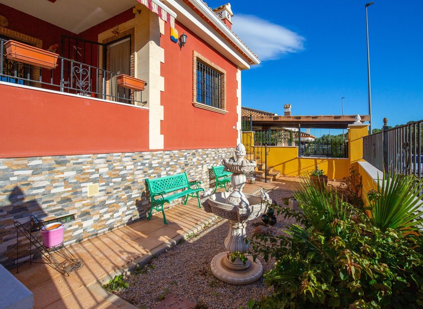 Resale - Detached House / Villa -
Bigastro