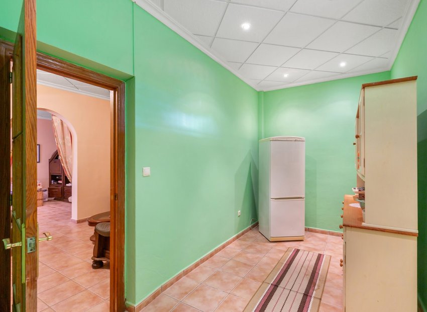 Resale - Detached House / Villa -
Bigastro