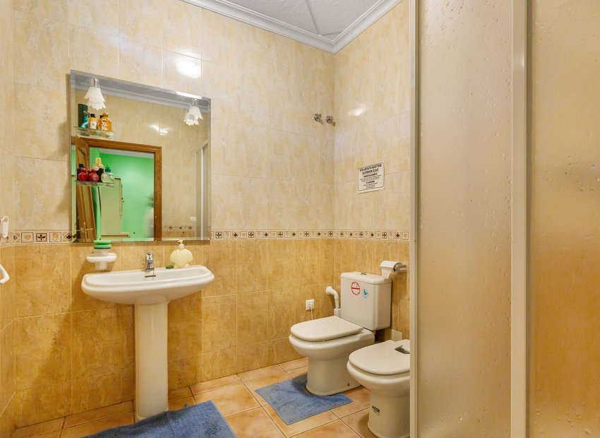 Resale - Detached House / Villa -
Bigastro