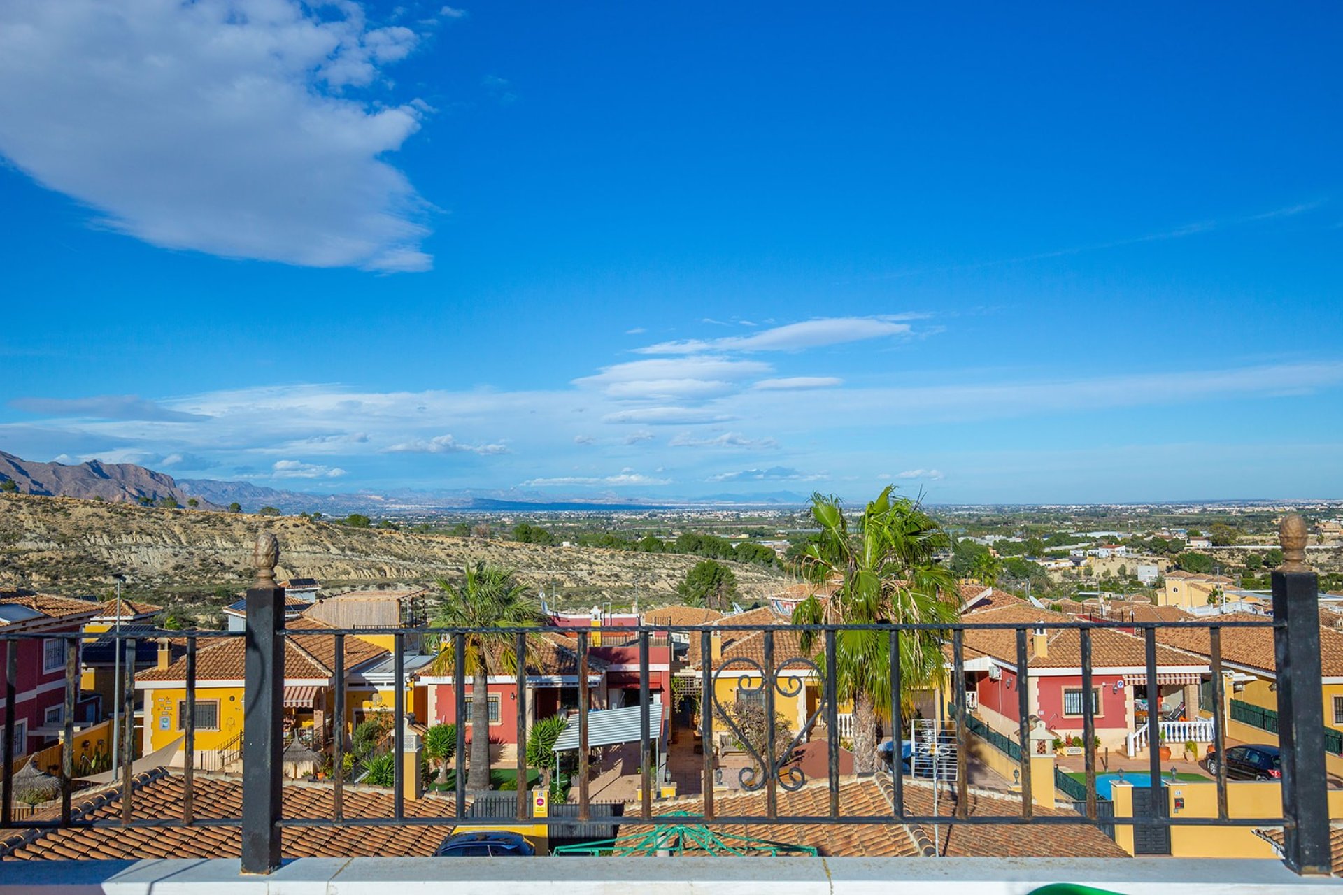 Resale - Detached House / Villa -
Bigastro