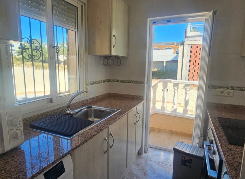 Resale - Detached House / Villa -
Ciudad Quesada - Rojales - Benimar