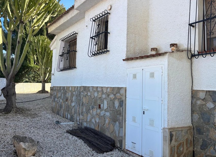 Resale - Detached House / Villa -
Ciudad Quesada - Rojales - CENTRO