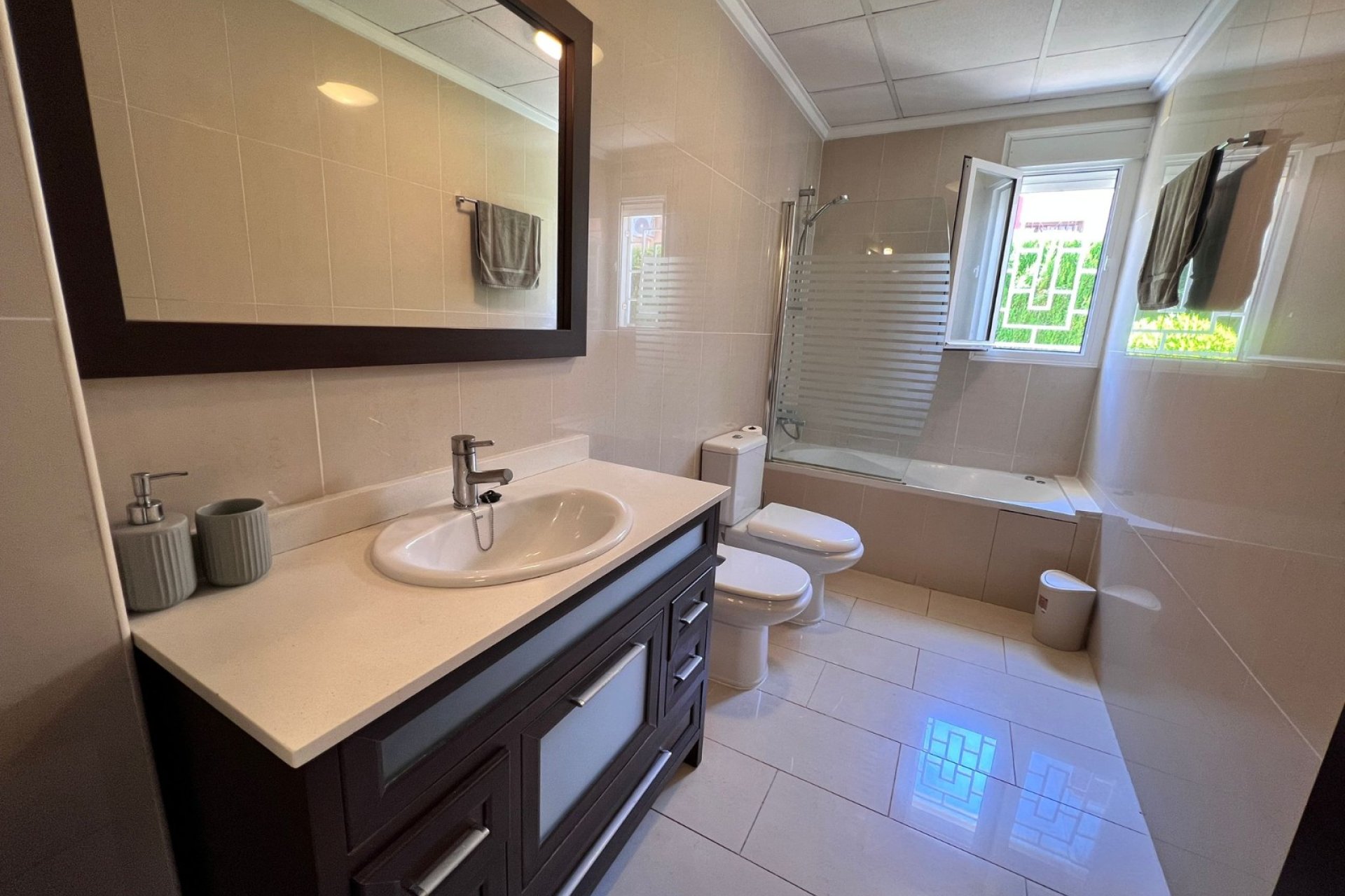 Resale - Detached House / Villa -
Ciudad Quesada - Rojales - Ciudad Quesada - Doña Pepa