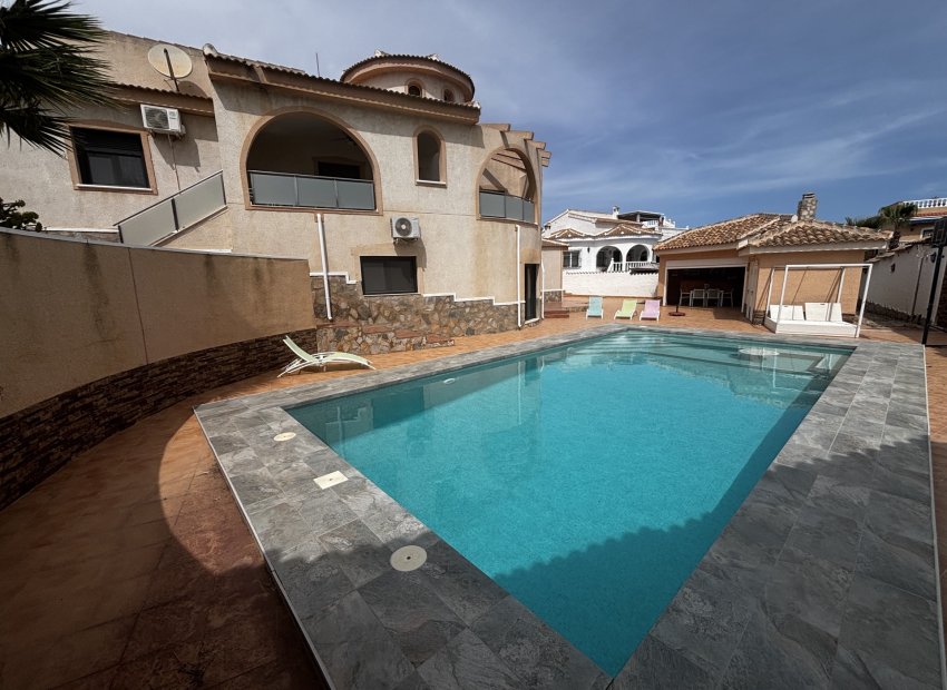 Resale - Detached House / Villa -
Ciudad Quesada - Rojales - Ciudad Quesada
