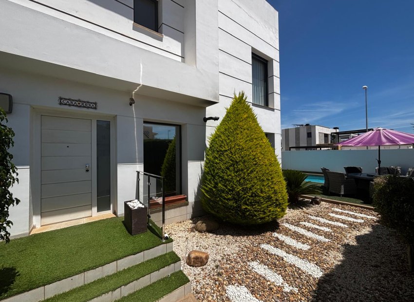 Resale - Detached House / Villa -
Ciudad Quesada - Rojales - Ciudad Quesada