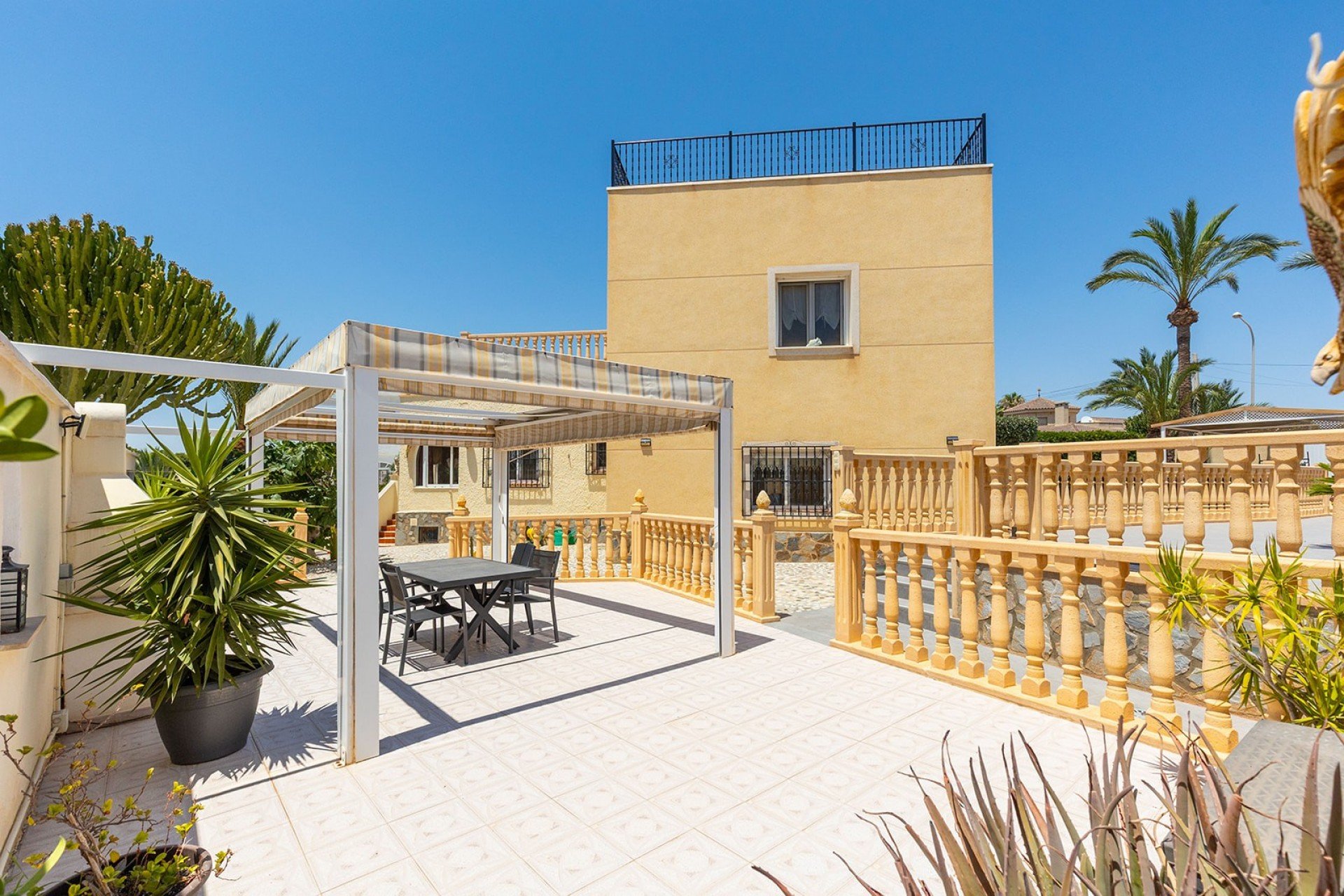 Resale - Detached House / Villa -
Ciudad Quesada - Rojales - Ciudad Quesada
