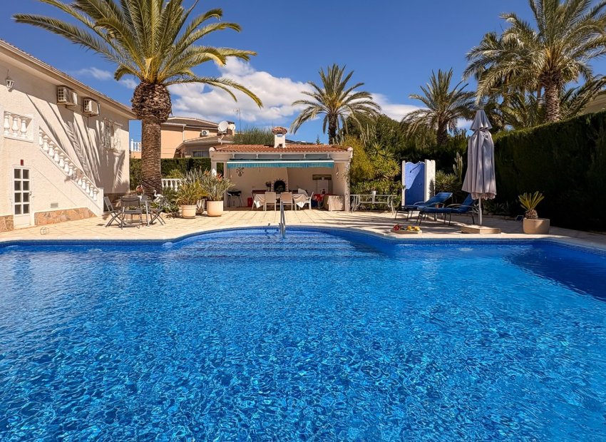 Resale - Detached House / Villa -
Ciudad Quesada - Rojales - Ciudad Quesada