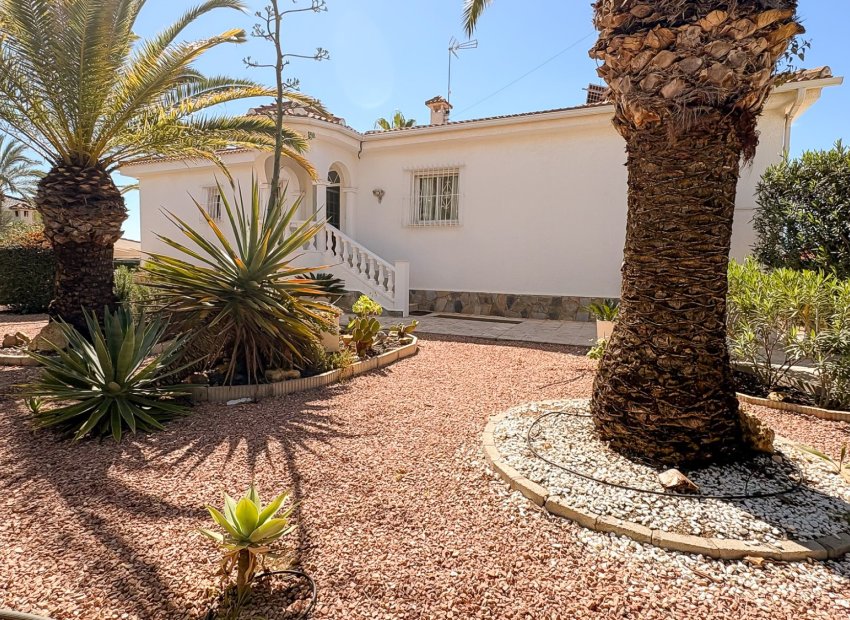 Resale - Detached House / Villa -
Ciudad Quesada - Rojales - Ciudad Quesada