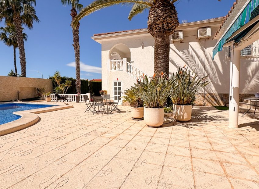 Resale - Detached House / Villa -
Ciudad Quesada - Rojales - Ciudad Quesada