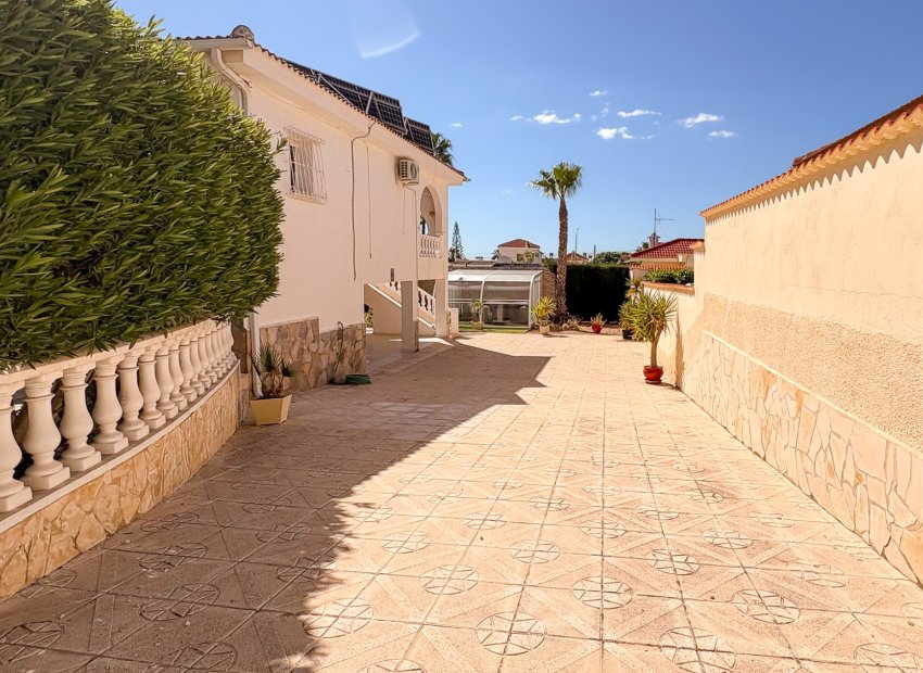 Resale - Detached House / Villa -
Ciudad Quesada - Rojales - Ciudad Quesada