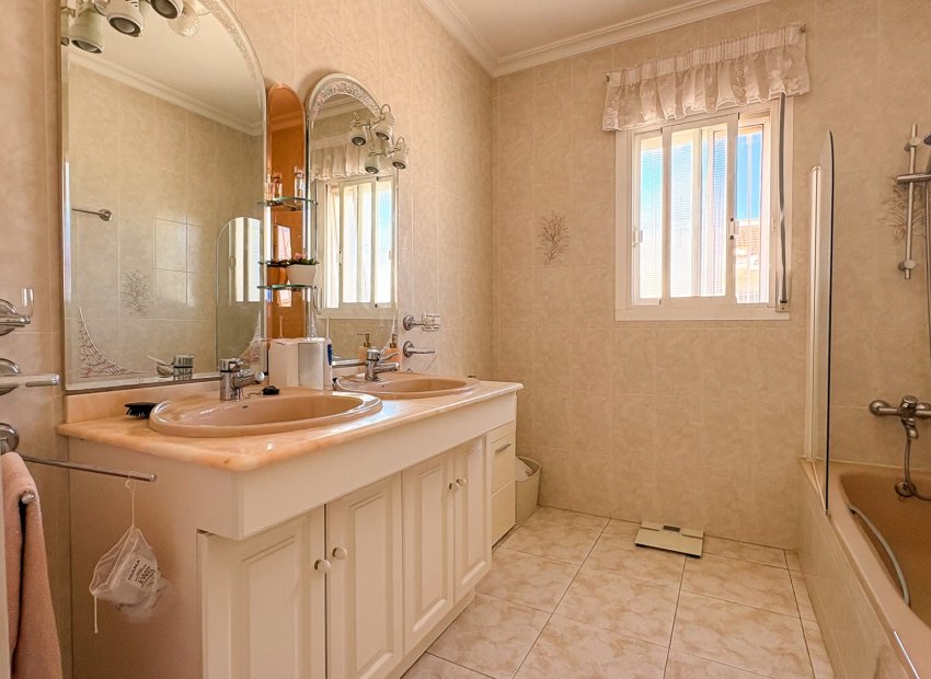 Resale - Detached House / Villa -
Ciudad Quesada - Rojales - Ciudad Quesada