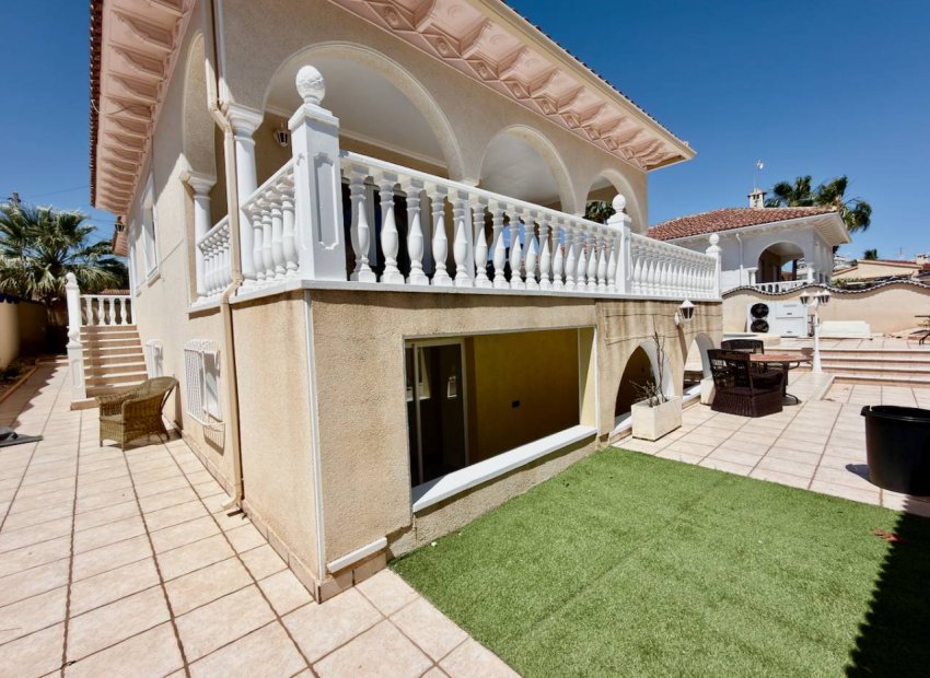 Resale - Detached House / Villa -
Ciudad Quesada - Rojales - Ciudad Quesada