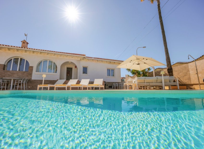 Resale - Detached House / Villa -
Ciudad Quesada - Rojales - Ciudad Quesada