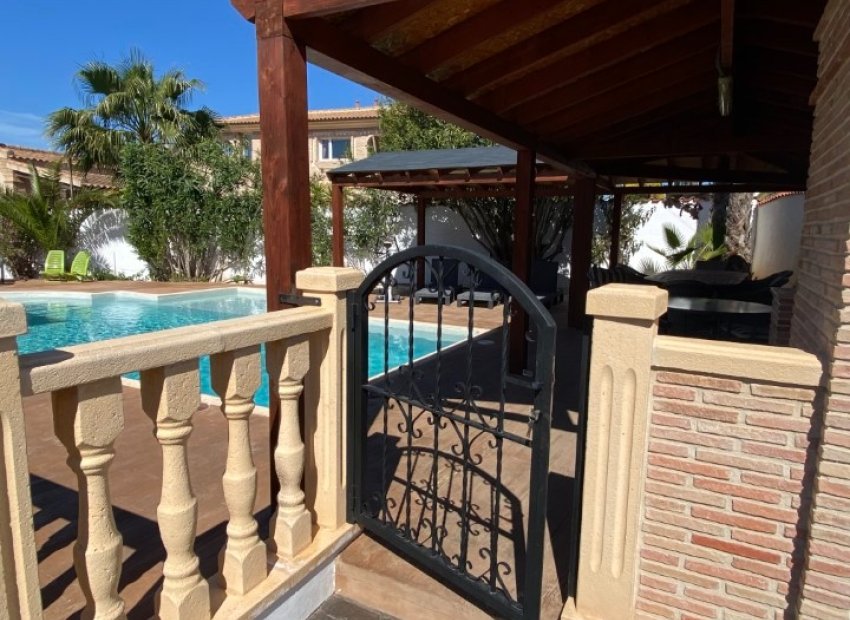 Resale - Detached House / Villa -
Ciudad Quesada - Rojales - Ciudad Quesada