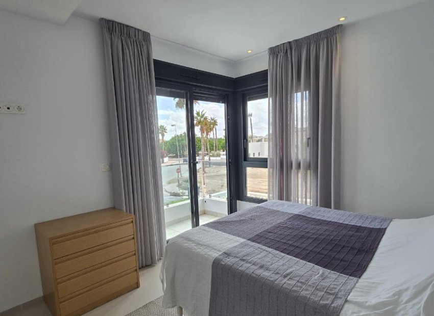 Resale - Detached House / Villa -
Ciudad Quesada - Rojales - Ciudad Quesada